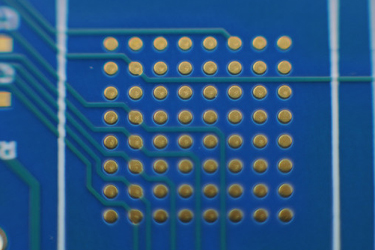 Differences Between Through Hole and Surface Mount PCB Designs